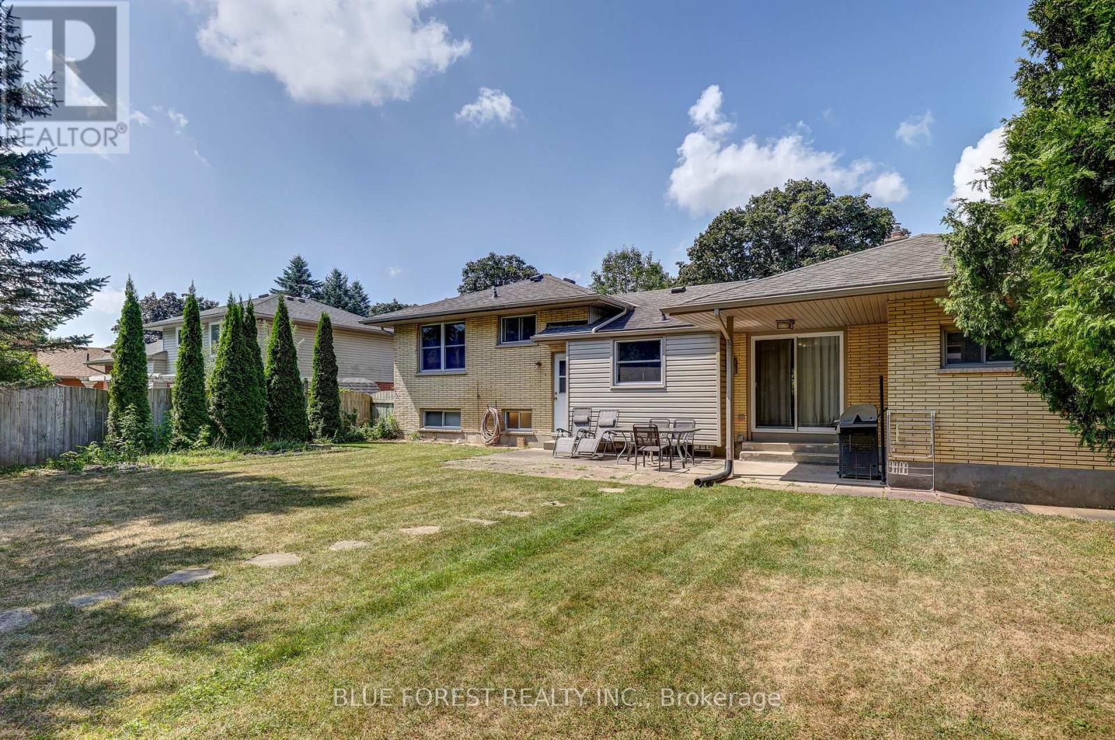 816 Dalkeith Avenue, London North, Ontario  N5X 1R8 - Photo 47 - X12341146