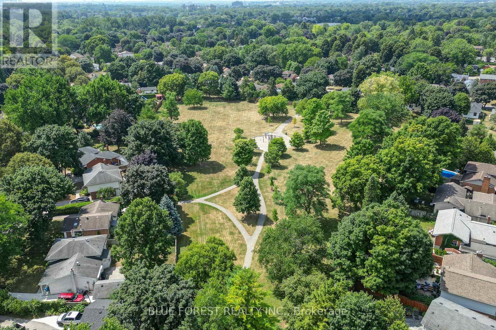 816 Dalkeith Avenue, London North, Ontario  N5X 1R8 - Photo 5 - X12341146