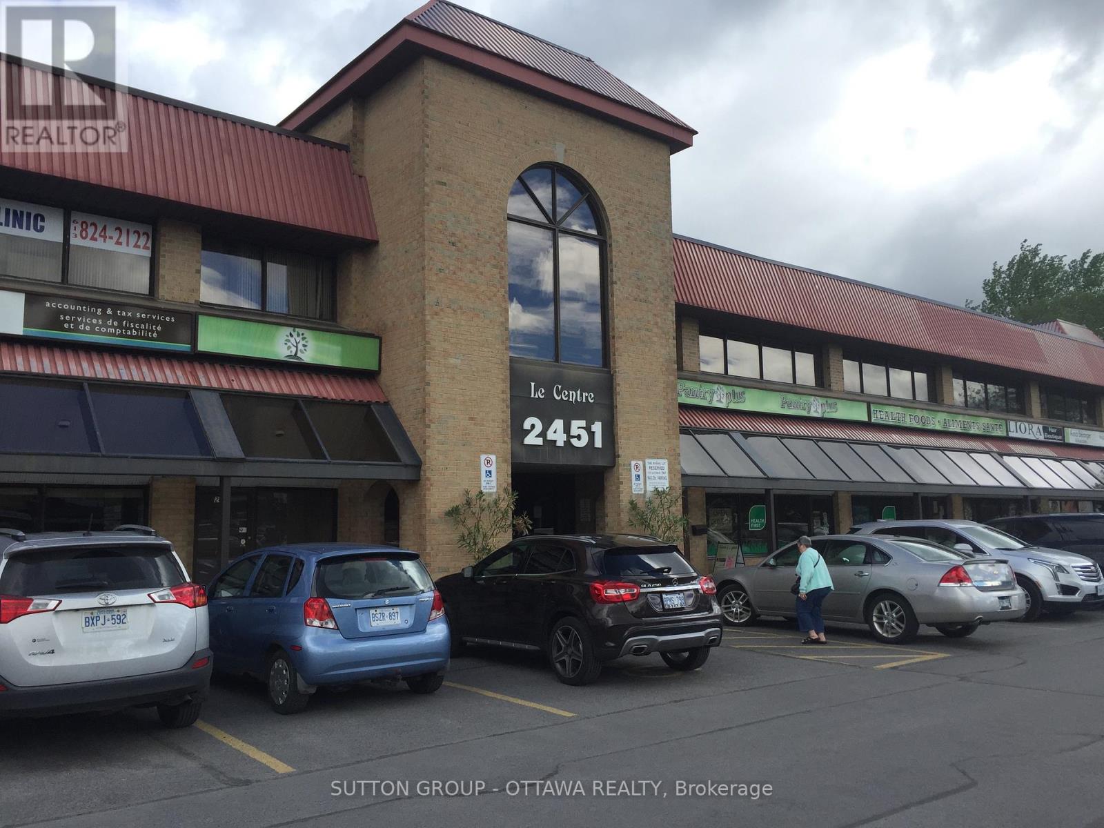 2421 ST JOSEPH BOULEVARD W, Ottawa, Ontario