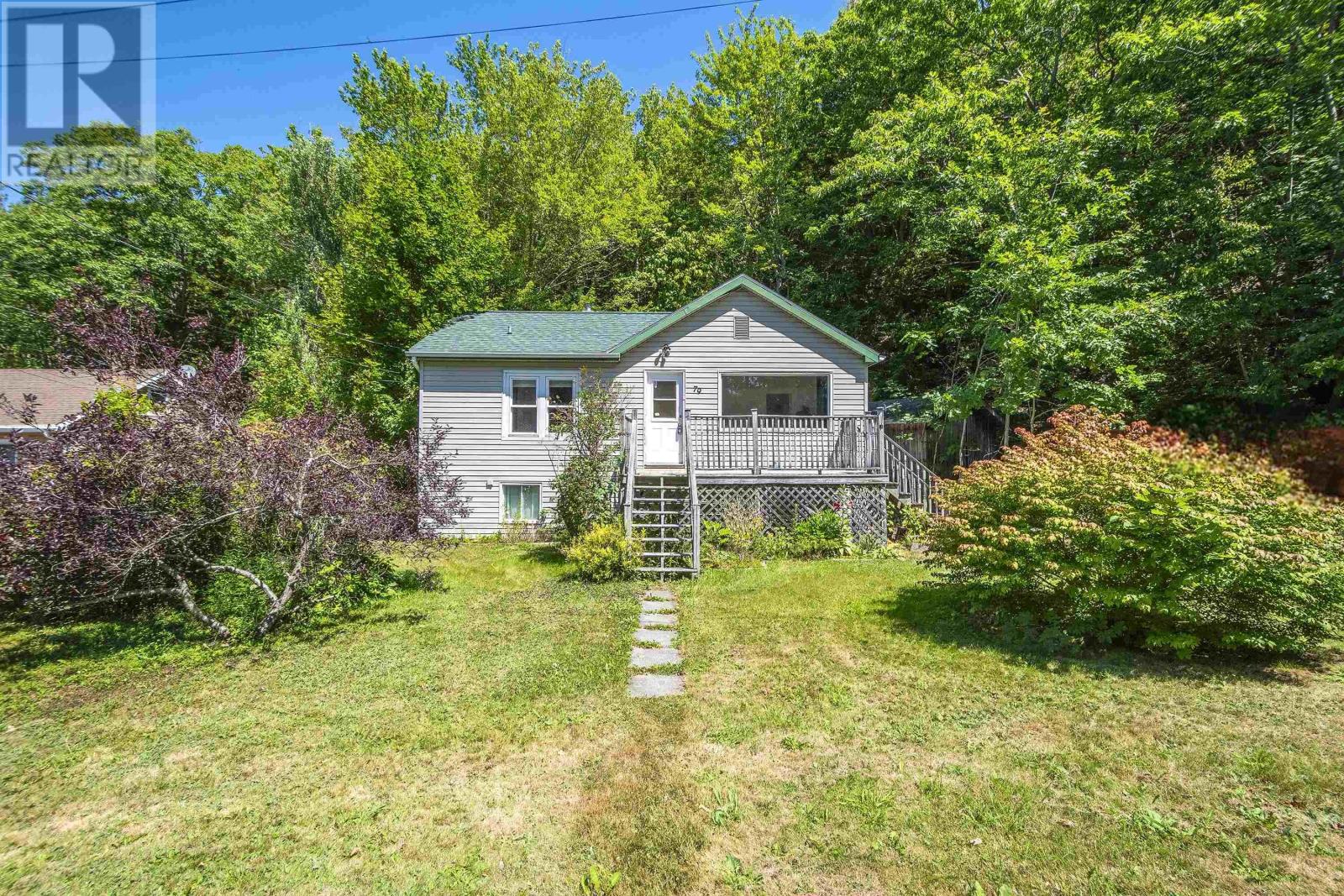 79 Mountain Avenue, Dartmouth, Nova Scotia  B2X 1X9 - Photo 1 - 202519990