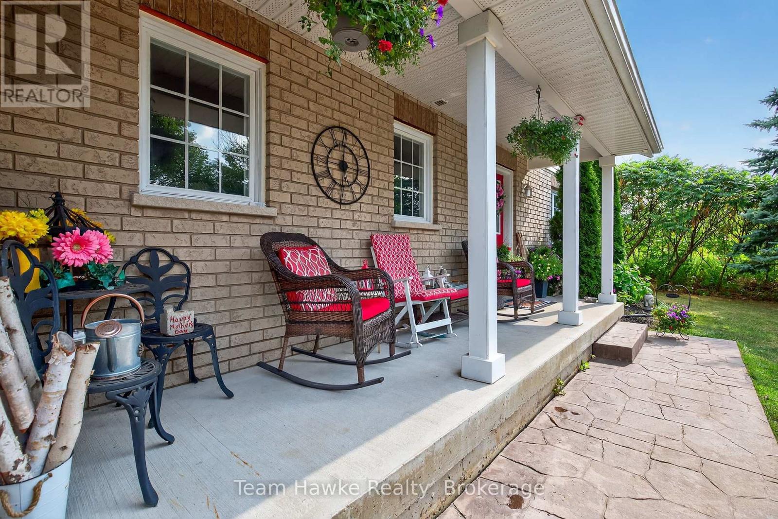 29 Boyd Crescent, Oro-Medonte, Ontario  L0K 1N0 - Photo 3 - S12340171
