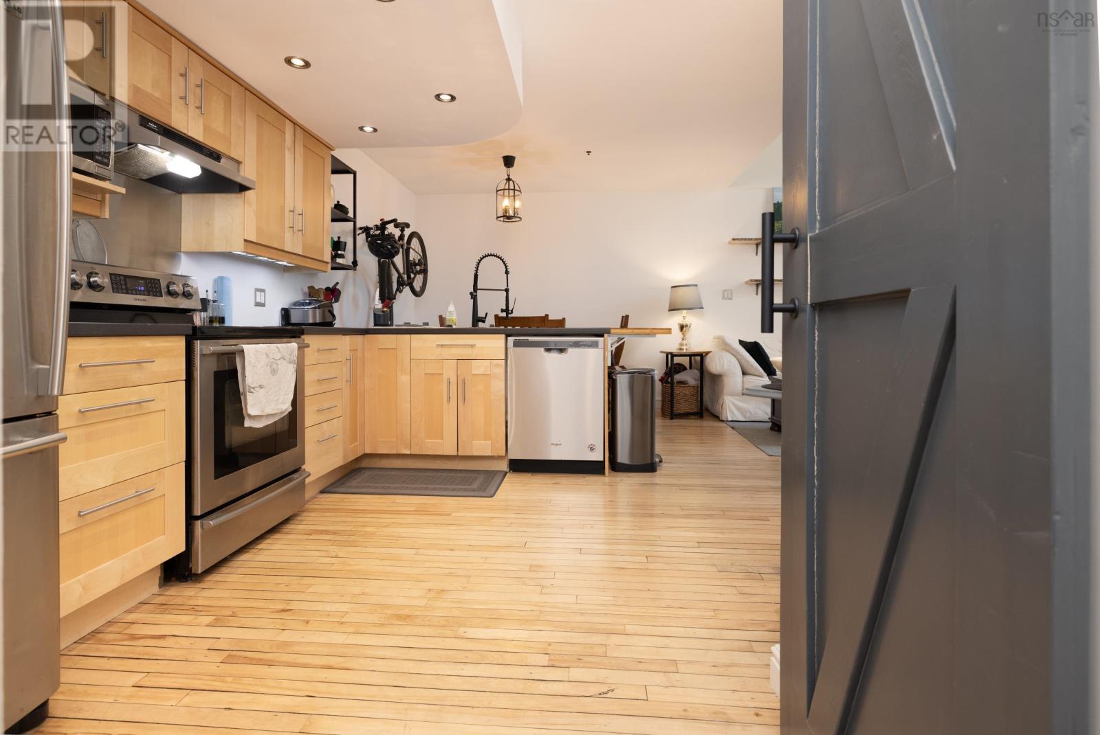 3 2128 Brunswick Street, Halifax, Nova Scotia  B3K 2Y8 - Photo 11 - 202509867