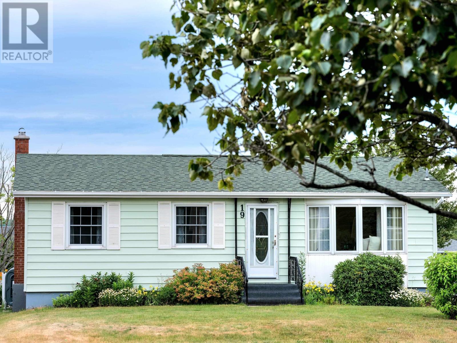 19 Ranna Drive, Sydney, Nova Scotia  B1P 3Y5 - Photo 1 - 202518723