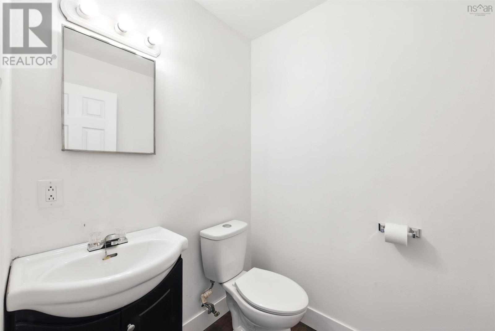 484 Renfrew Street, Dartmouth, Nova Scotia  B2Y 2M5 - Photo 11 - 202519931