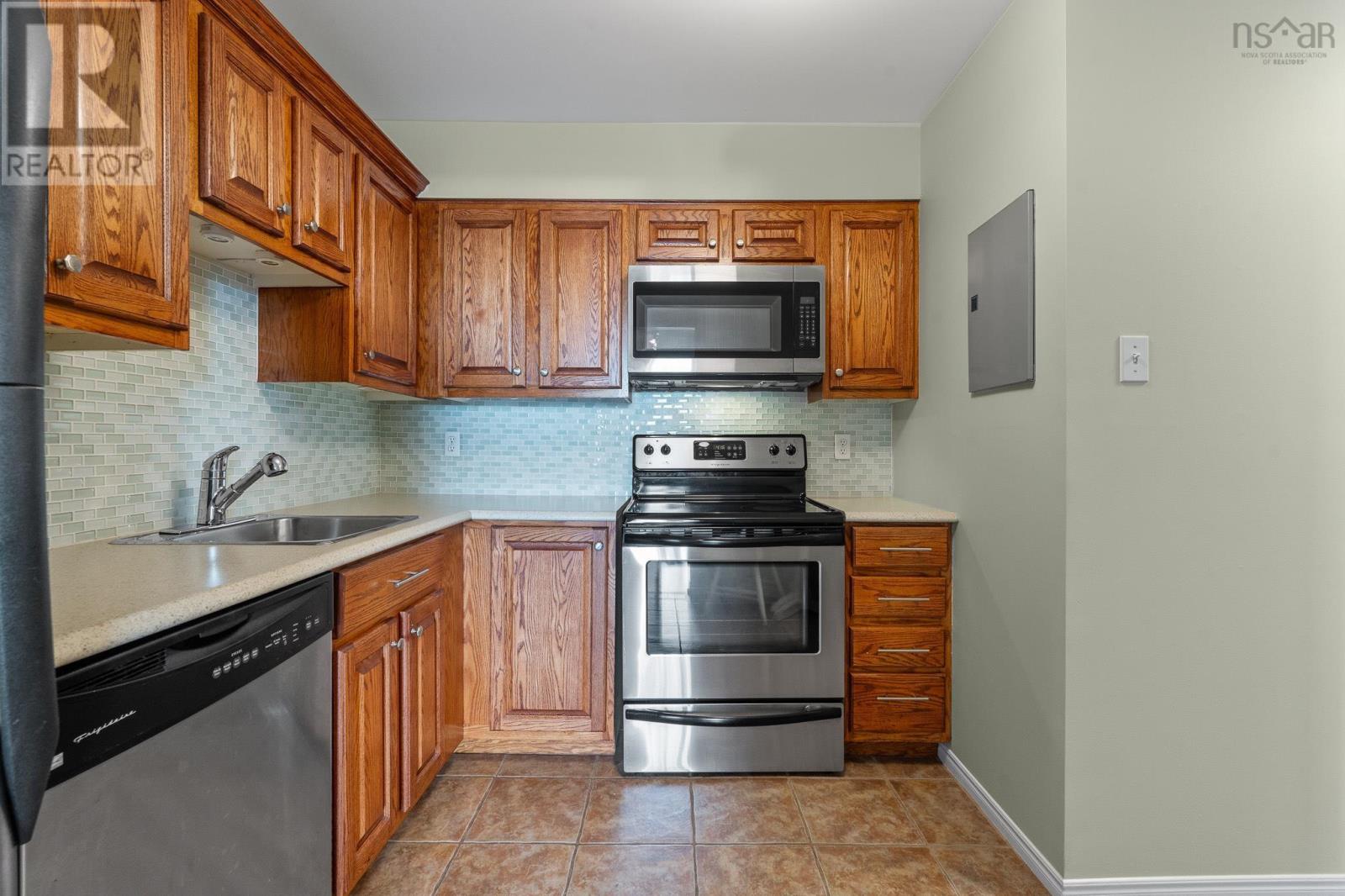 206 79 Collins Grove, Dartmouth, Nova Scotia  B2W 6B9 - Photo 8 - 202520371