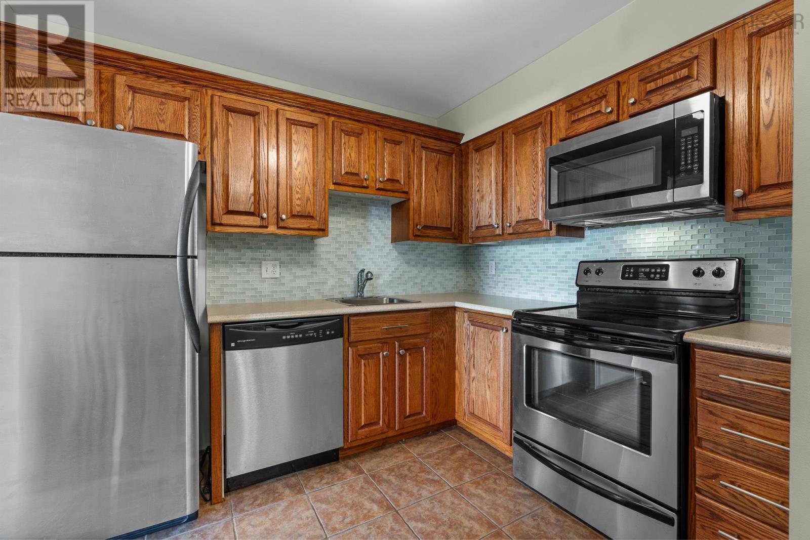 206 79 Collins Grove, Dartmouth, Nova Scotia  B2W 6B9 - Photo 7 - 202520371
