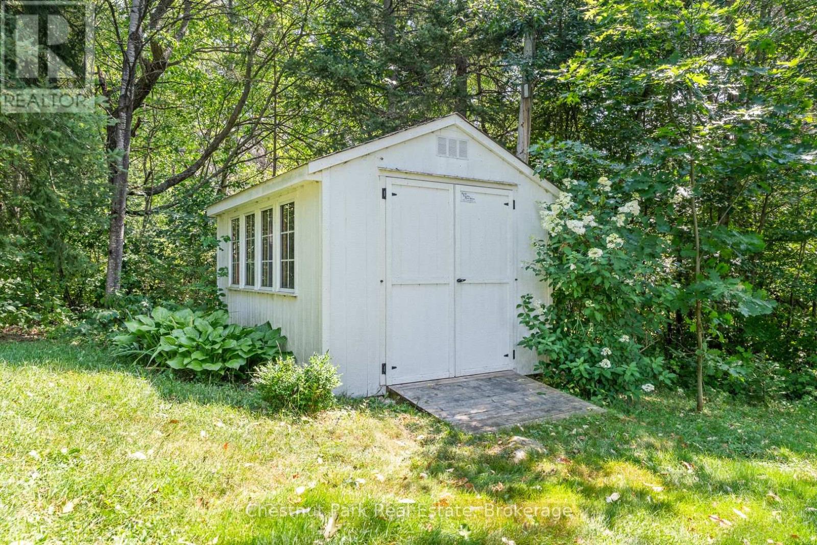 25 Eagle Lake Road, South River, Ontario  P0A 1X0 - Photo 39 - X12341177