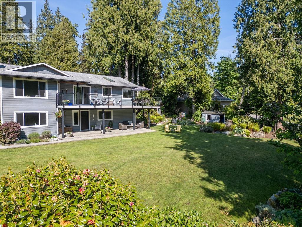 1200 Paggio Road, Roberts Creek, British Columbia  V0N 2W2 - Photo 35 - R3006742