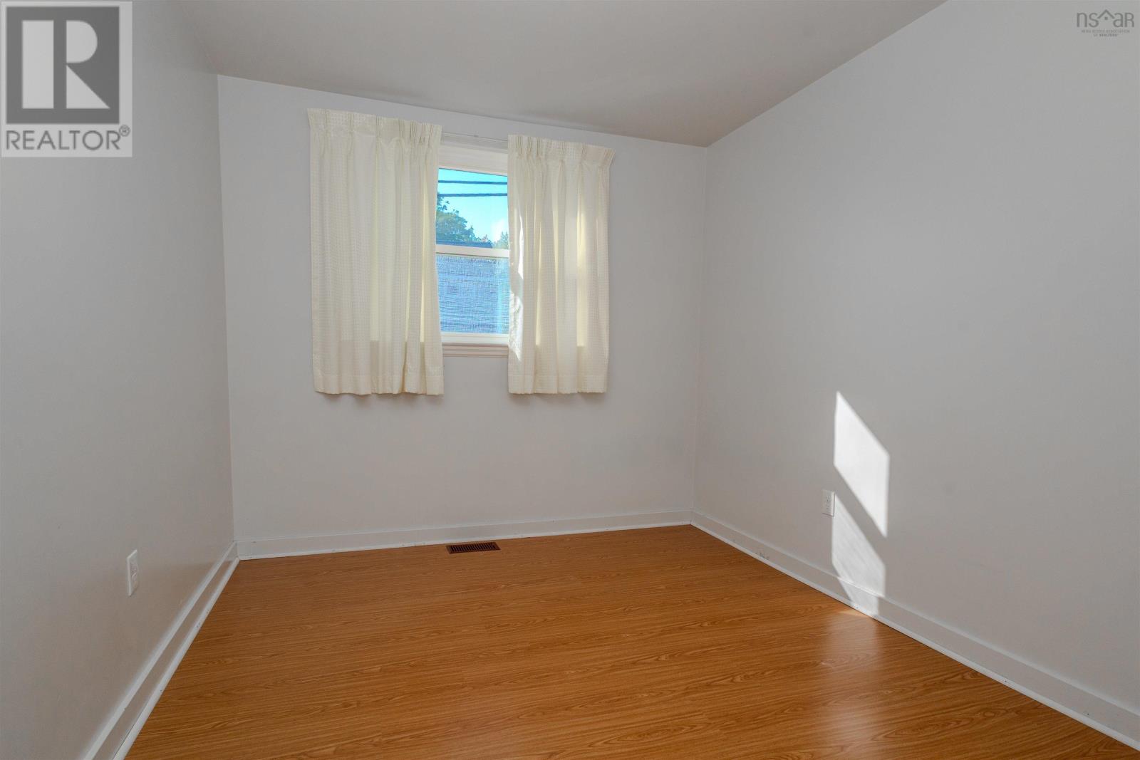 186 Cabot Street, Sydney, Nova Scotia  B1P 4E3 - Photo 19 - 202512352