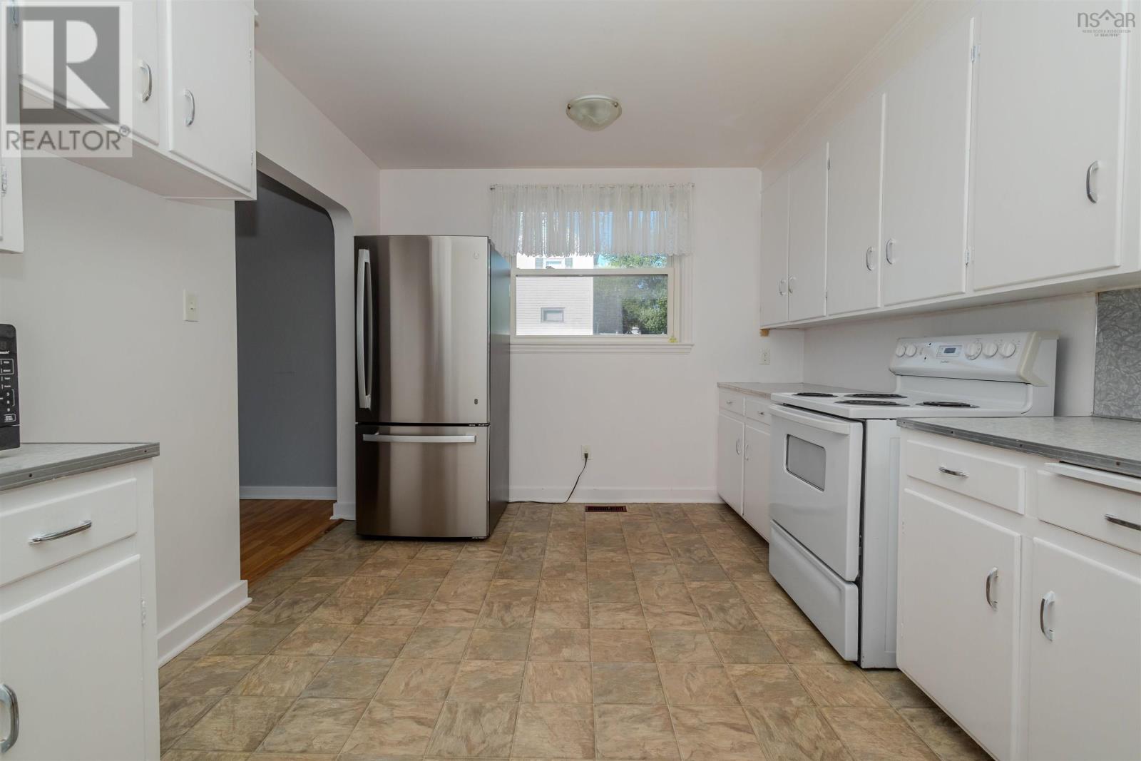 186 Cabot Street, Sydney, Nova Scotia  B1P 4E3 - Photo 14 - 202512352
