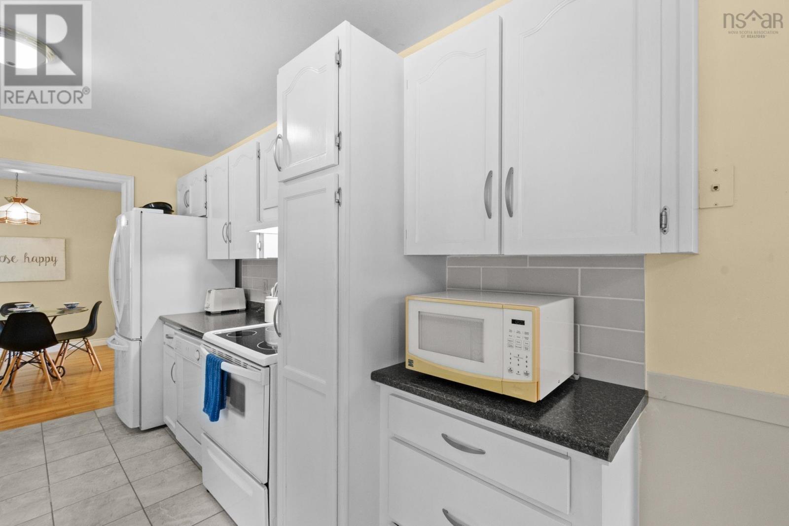 8 Gabriel Road, Falmouth, Nova Scotia  B0P 1L0 - Photo 10 - 202520417
