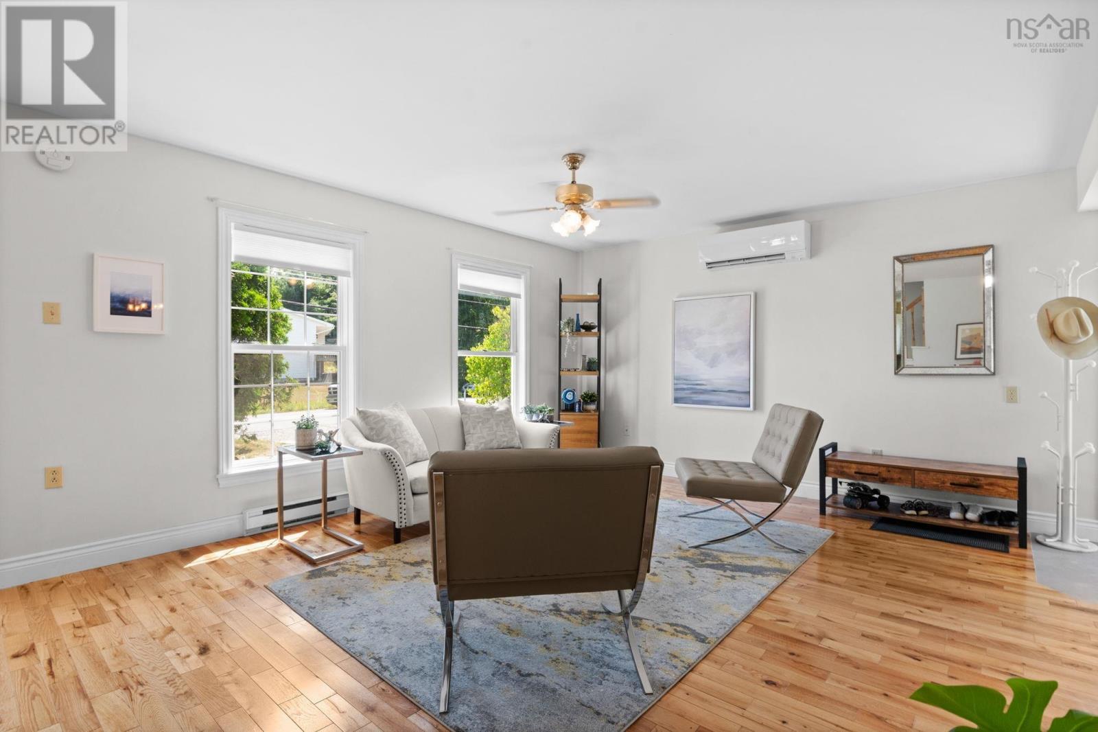 8 Gabriel Road, Falmouth, Nova Scotia  B0P 1L0 - Photo 4 - 202520417