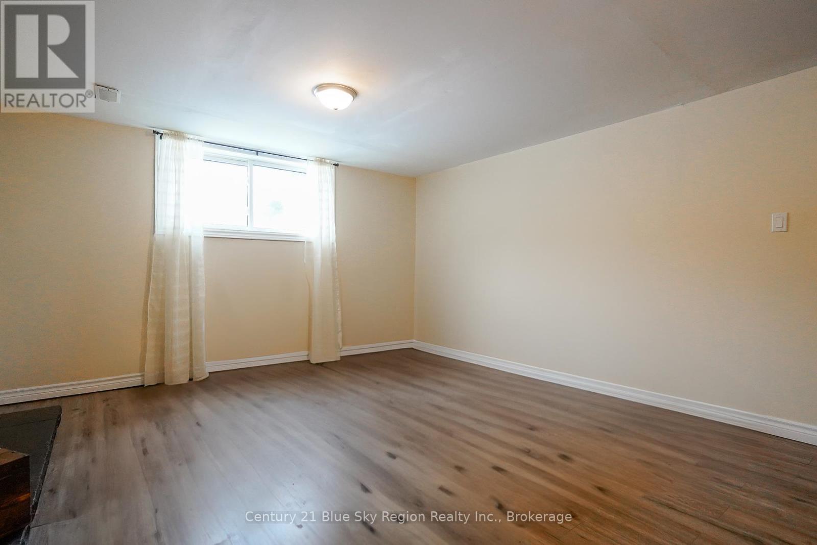 14 Marshall Park Drive, North Bay, Ontario  P1A 2N9 - Photo 30 - X12341234