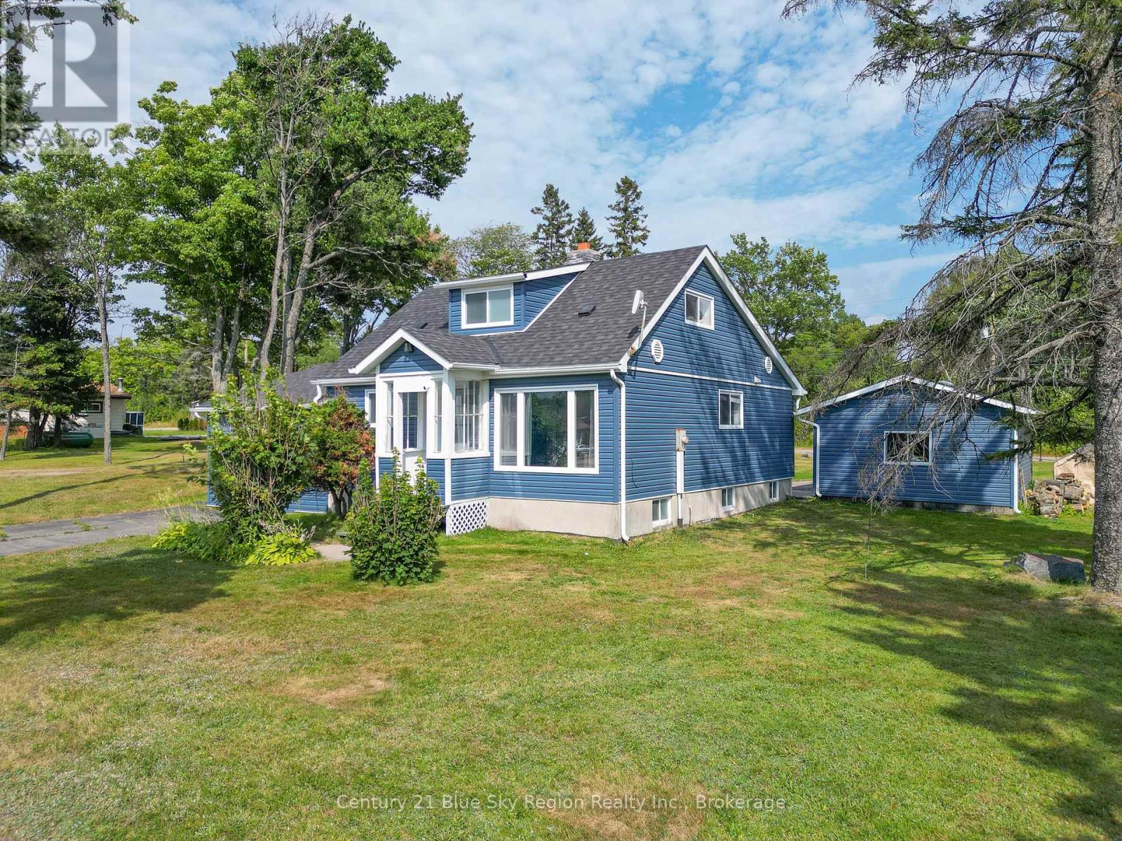Property at 500 COLLINS DRIVE image 1