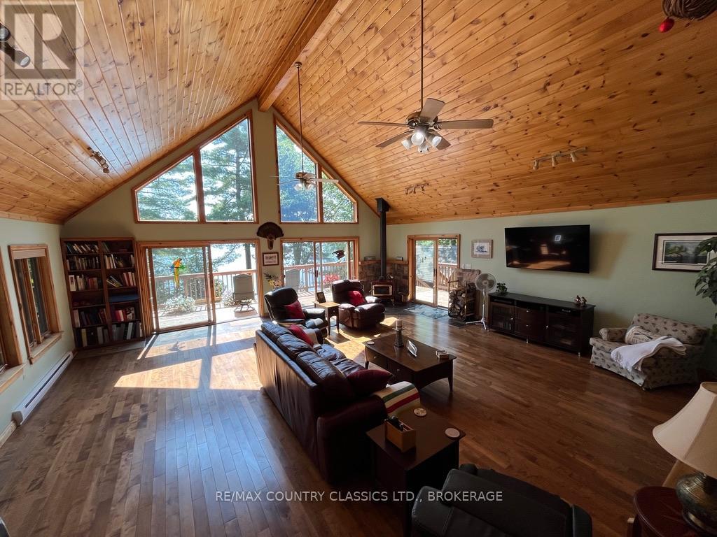 1200 South Pinnacle Point Lane, Frontenac, Ontario  K0H 1B0 - Photo 10 - X12341246