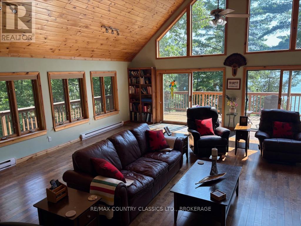 1200 South Pinnacle Point Lane, Frontenac, Ontario  K0H 1B0 - Photo 12 - X12341246