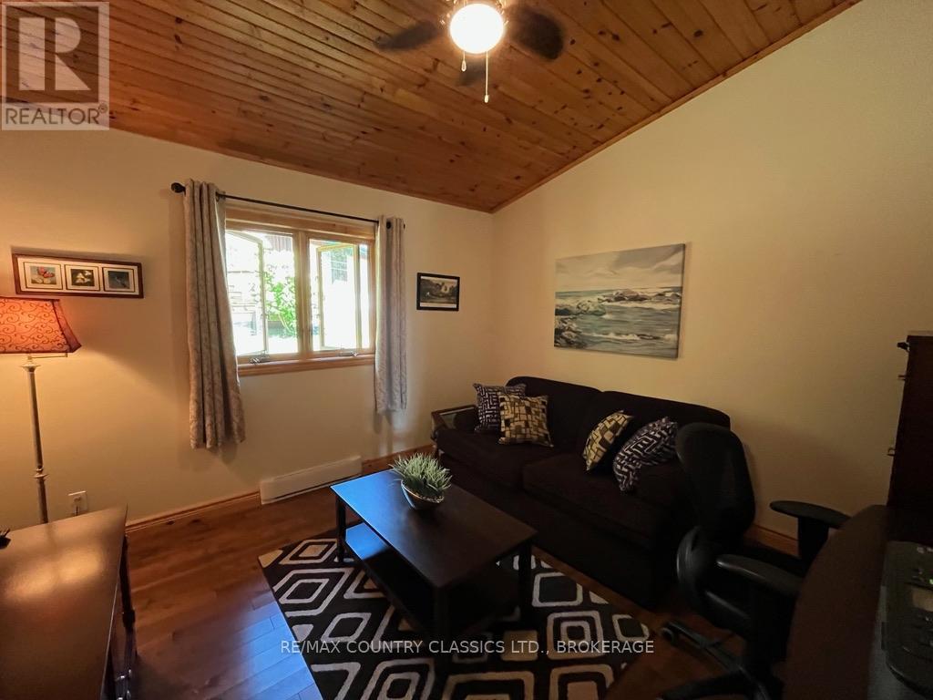 1200 South Pinnacle Point Lane, Frontenac, Ontario  K0H 1B0 - Photo 28 - X12341246