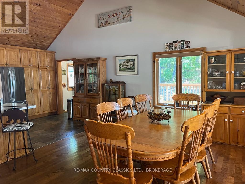 1200 South Pinnacle Point Lane, Frontenac, Ontario  K0H 1B0 - Photo 6 - X12341246