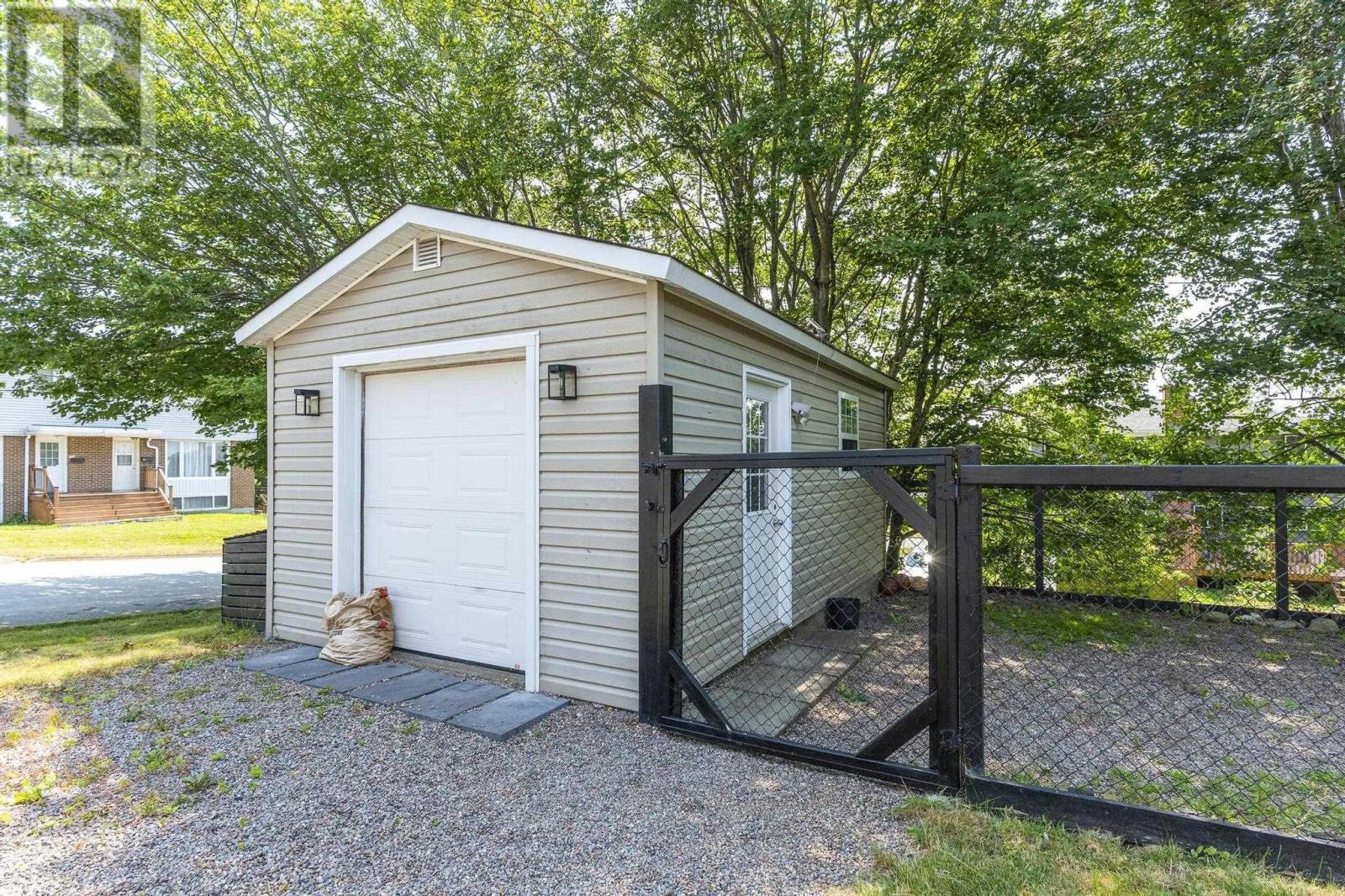 38 Lynn Drive, Dartmouth, Nova Scotia  B2Y 3V9 - Photo 11 - 202519618