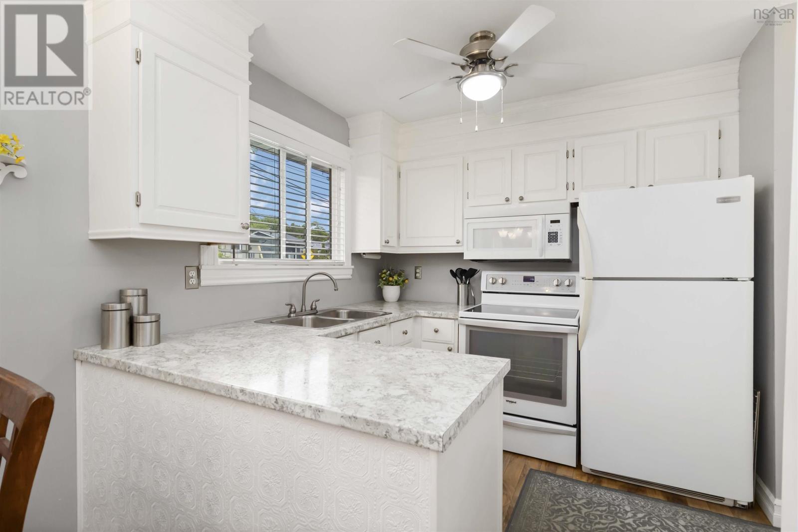 269 Flying Cloud Drive, Cole Harbour, Nova Scotia  B2W 4V7 - Photo 5 - 202520343
