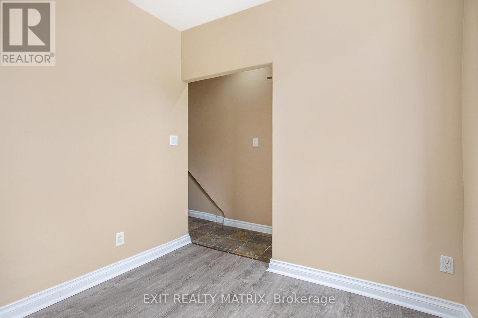1 - 258 Park Street, Ottawa, Ontario  K1L 7G8 - Photo 11 - X12341251
