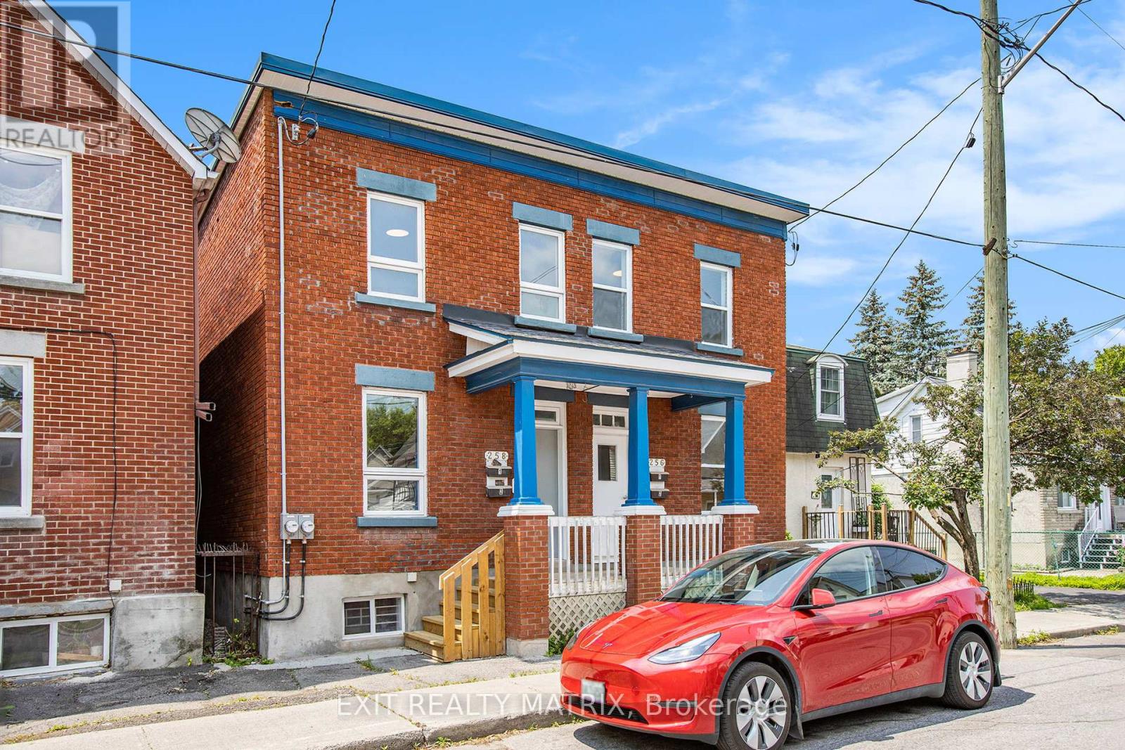 1 - 258 Park Street, Ottawa, Ontario  K1L 7G8 - Photo 2 - X12341251