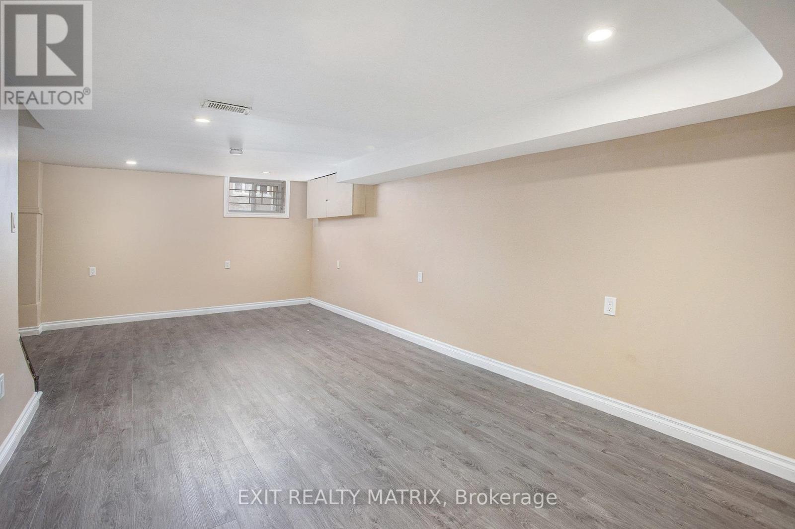 1 - 258 Park Street, Ottawa, Ontario  K1L 7G8 - Photo 5 - X12341251