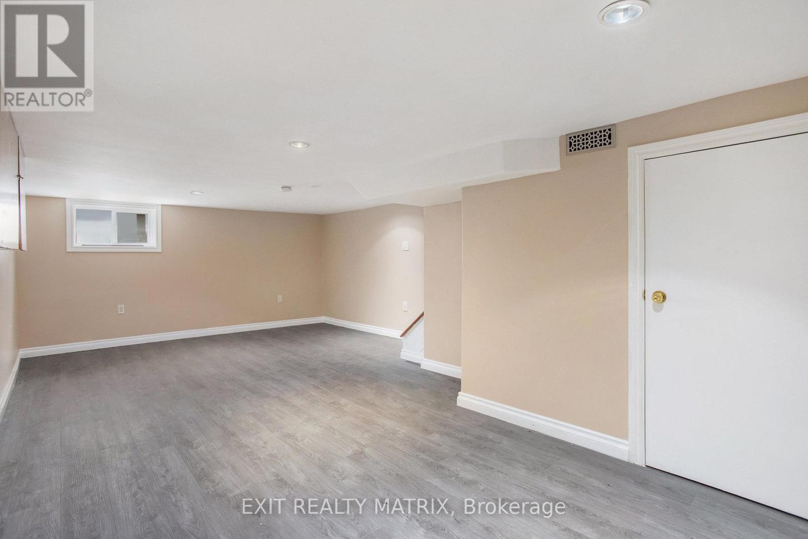 1 - 256 Park Street, Ottawa, Ontario  K1L 7G8 - Photo 5 - X12341253