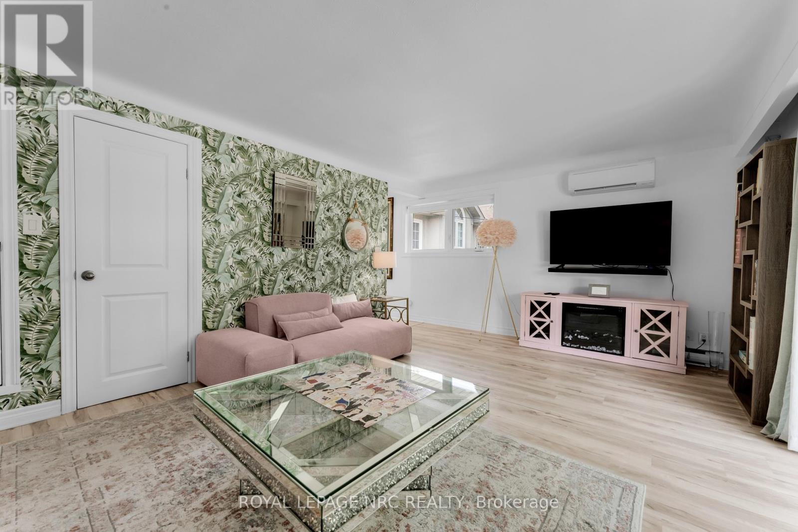 2435 Dorchester Road, Niagara Falls, Ontario  L2J 2Y9 - Photo 25 - X12341218