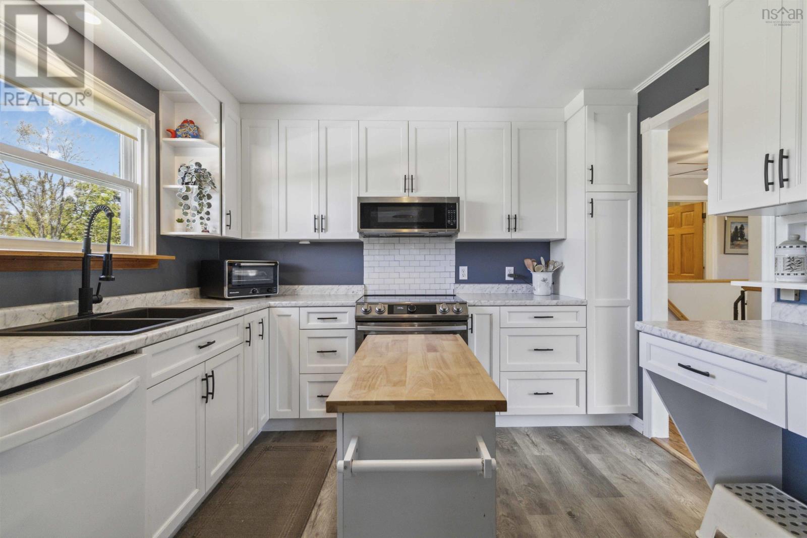 147 Shore Road, Mersey Point, Nova Scotia  B0T 1K0 - Photo 11 - 202513188