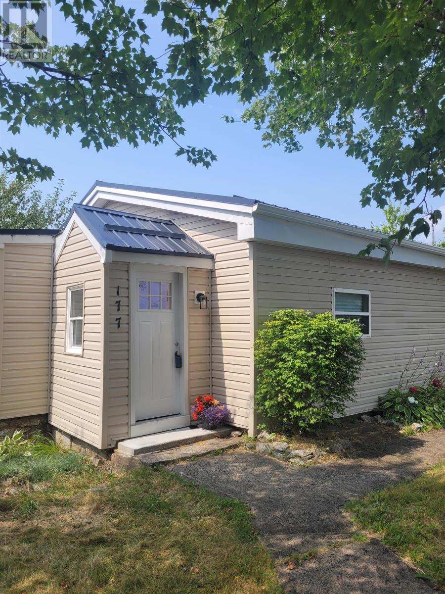 177 Cowie Hill Road, Halifax, Nova Scotia  B3P 2N6 - Photo 1 - 202519671