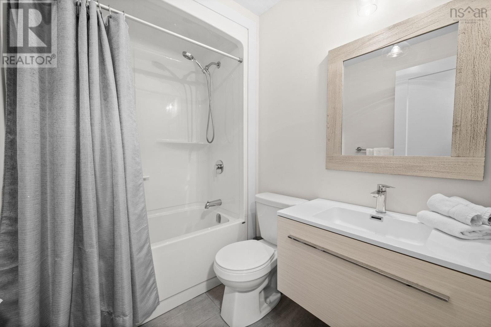 41 Mccabe Lake Drive, Middle Sackville, Nova Scotia  B4E 0M9 - Photo 40 - 202520240