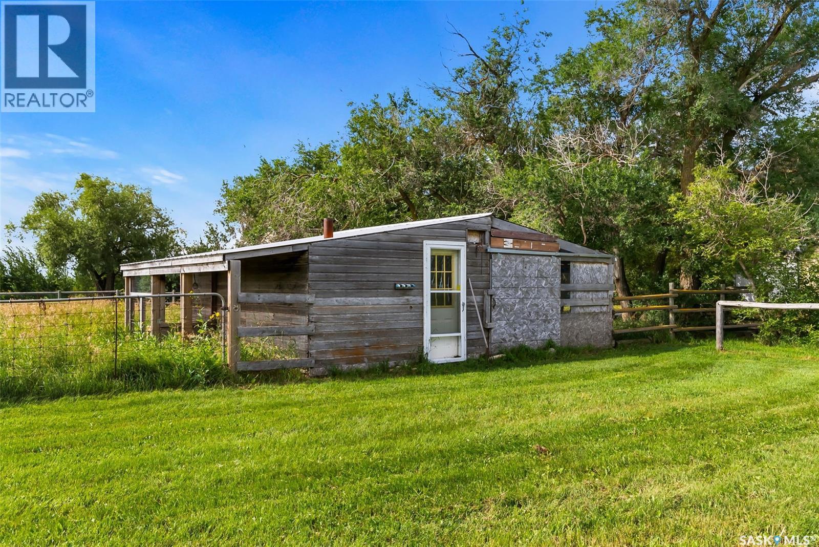 Adrian Acreage, Marquis Rm No. 191, Saskatchewan  S6H 4R3 - Photo 41 - SK015451
