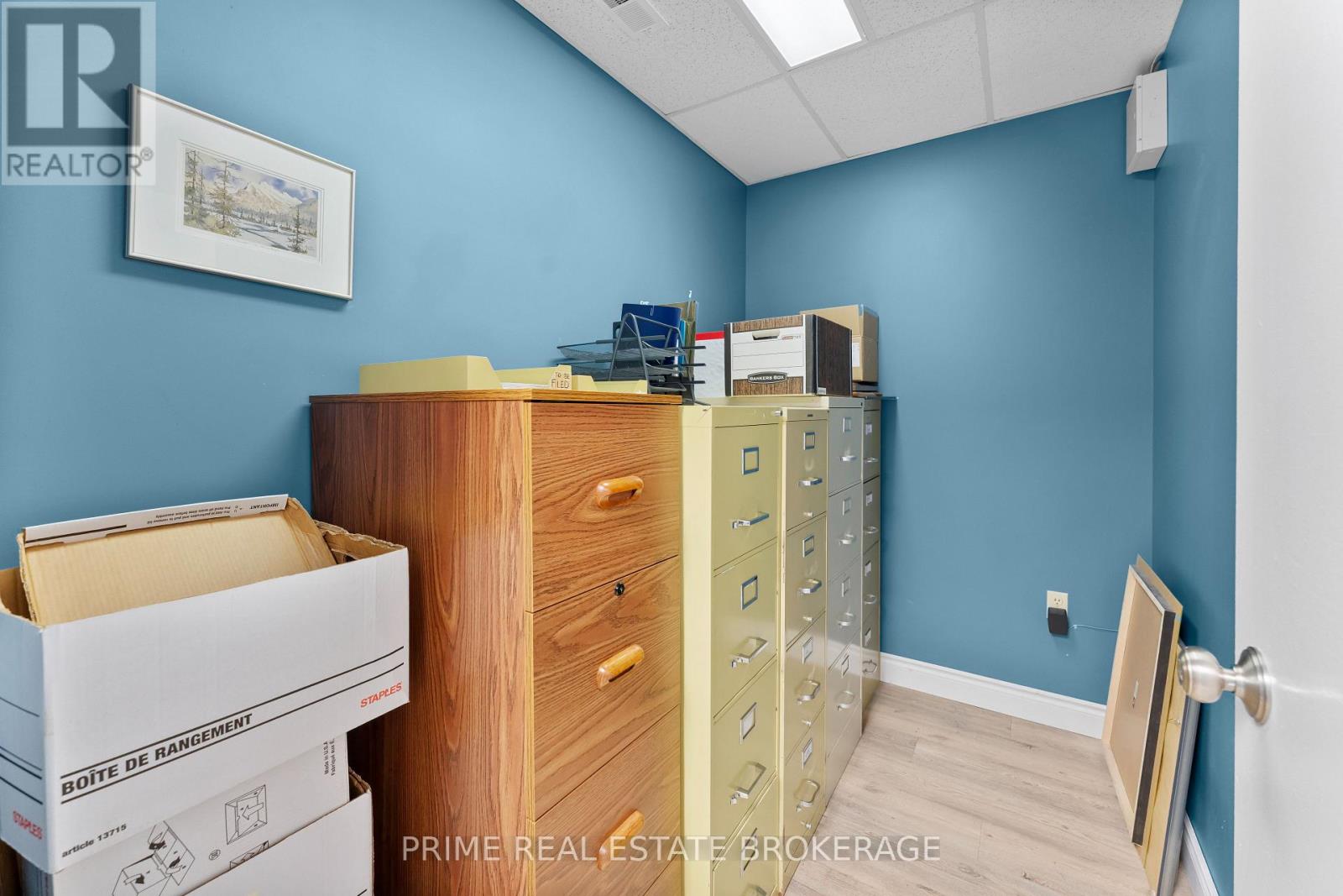580 Waterloo Street, London East (East F), Ontario  N6B 2P9 - Photo 27 - X12341291