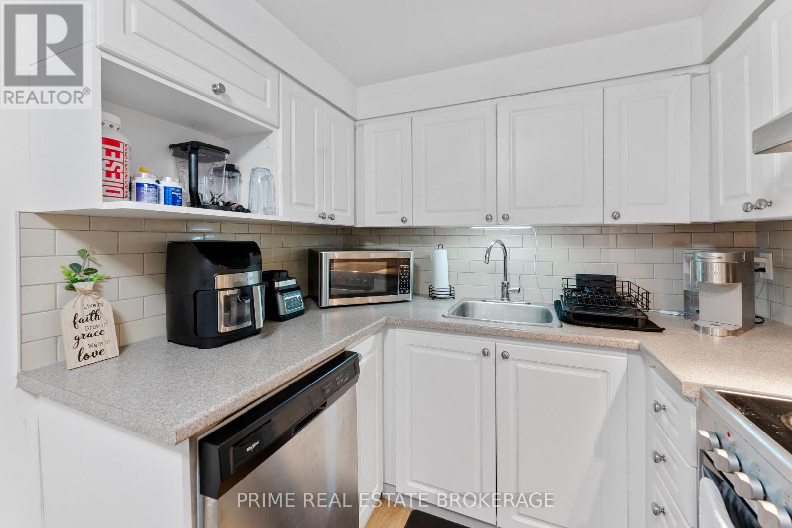 580 Waterloo Street, London East (East F), Ontario  N6B 2P9 - Photo 31 - X12341291