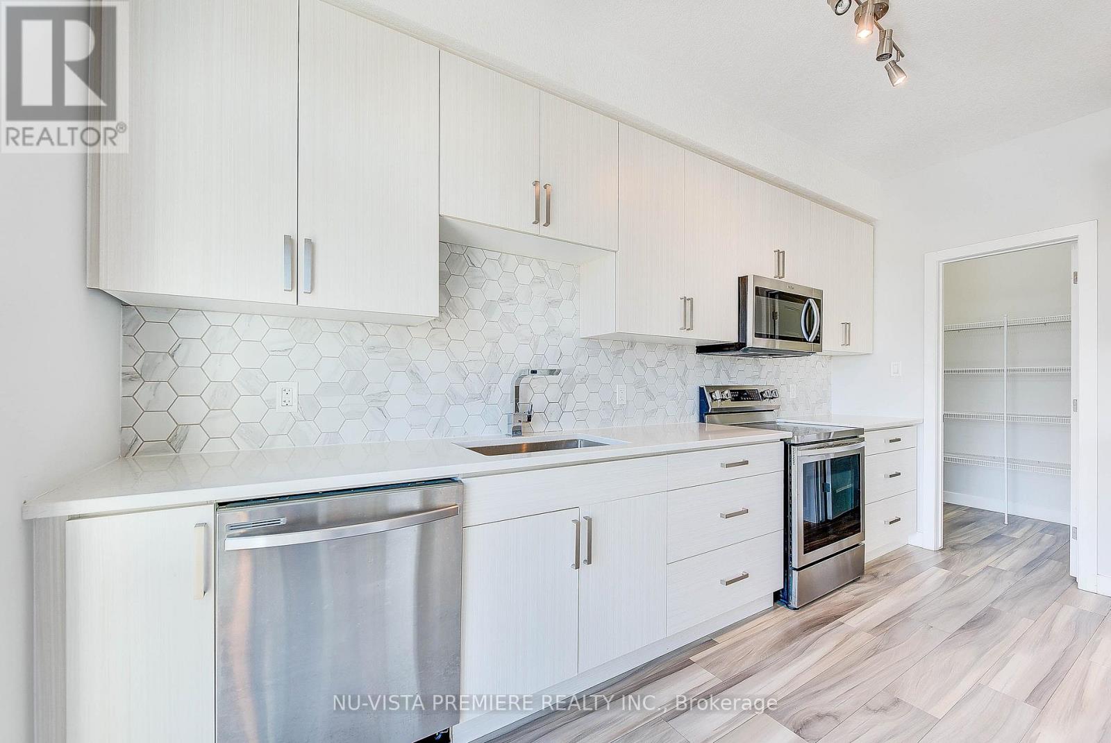 16 - 3380 Singleton Avenue, London South, Ontario  N6L 0E8 - Photo 21 - X12341355