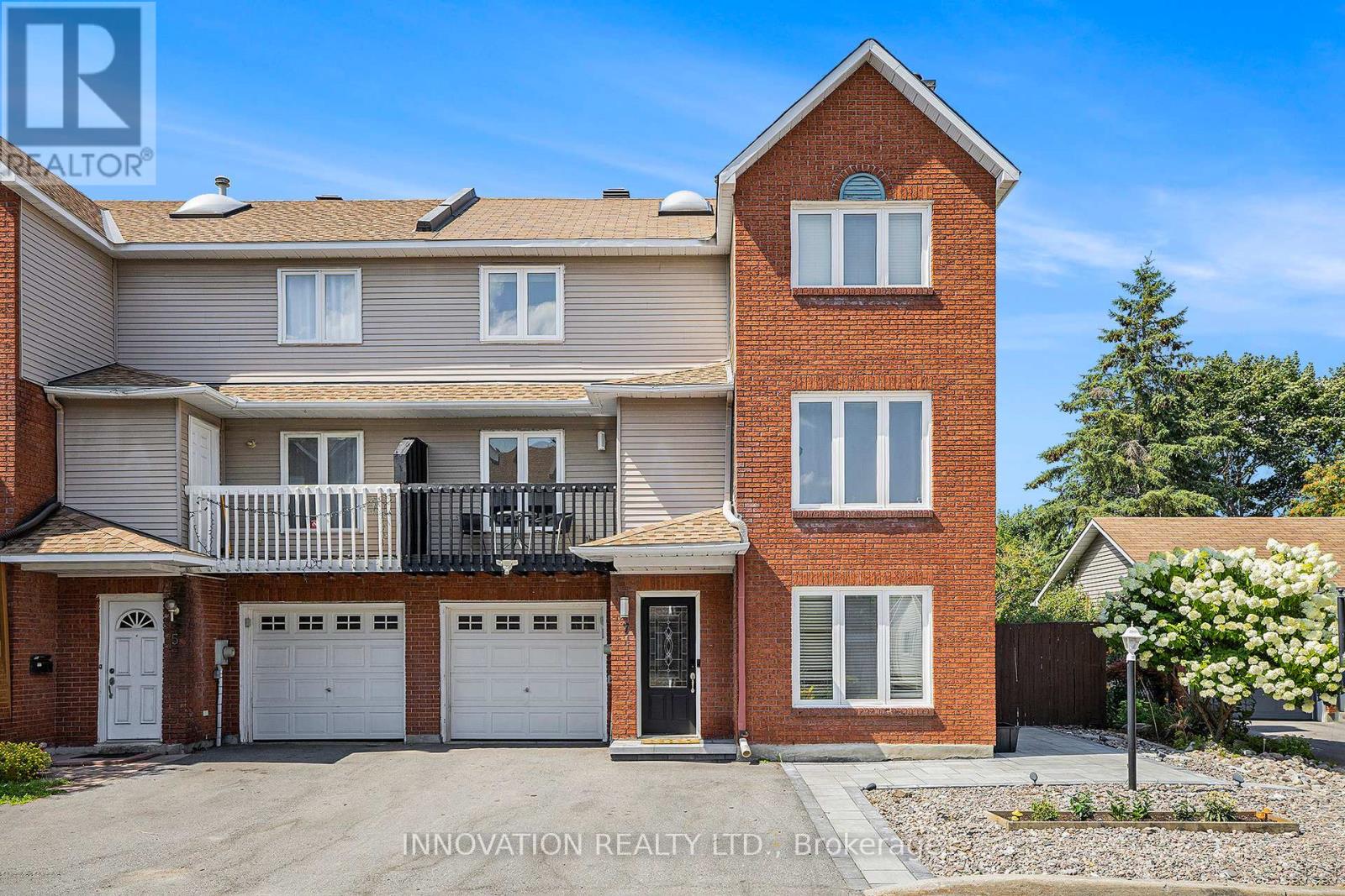 7 BERTON PLACE, Ottawa, Ontario
