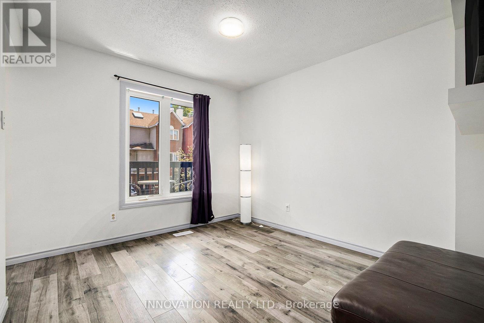 7 Berton Place, Ottawa, Ontario  K2L 3R7 - Photo 15 - X12341290