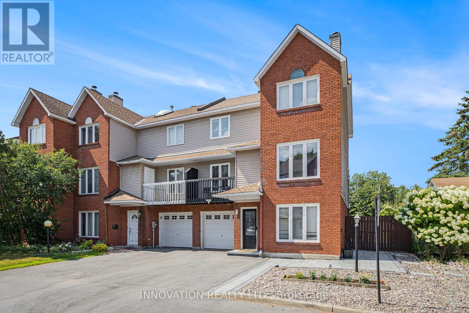 7 Berton Place, Ottawa, Ontario  K2L 3R7 - Photo 3 - X12341290