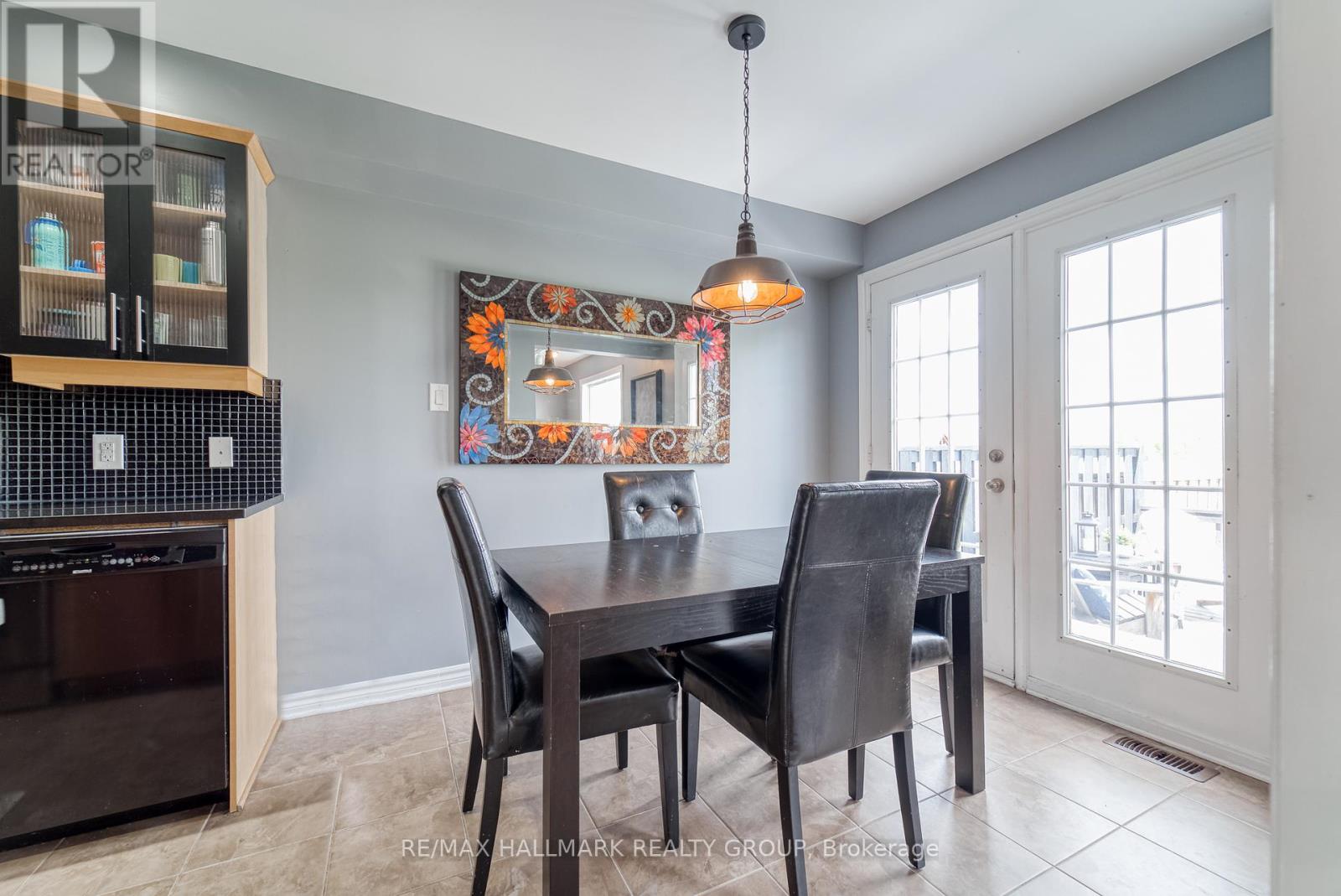 228 Eye Bright Crescent, Ottawa, Ontario  K1V 2K6 - Photo 15 - X12341319