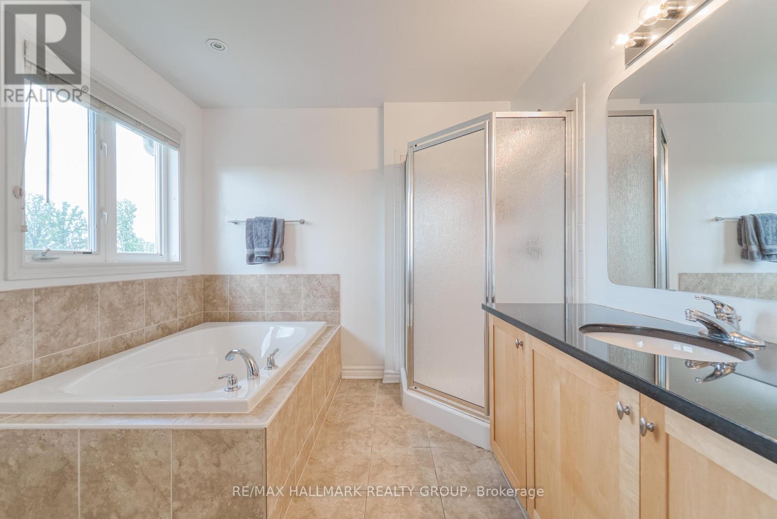 228 Eye Bright Crescent, Ottawa, Ontario  K1V 2K6 - Photo 22 - X12341319