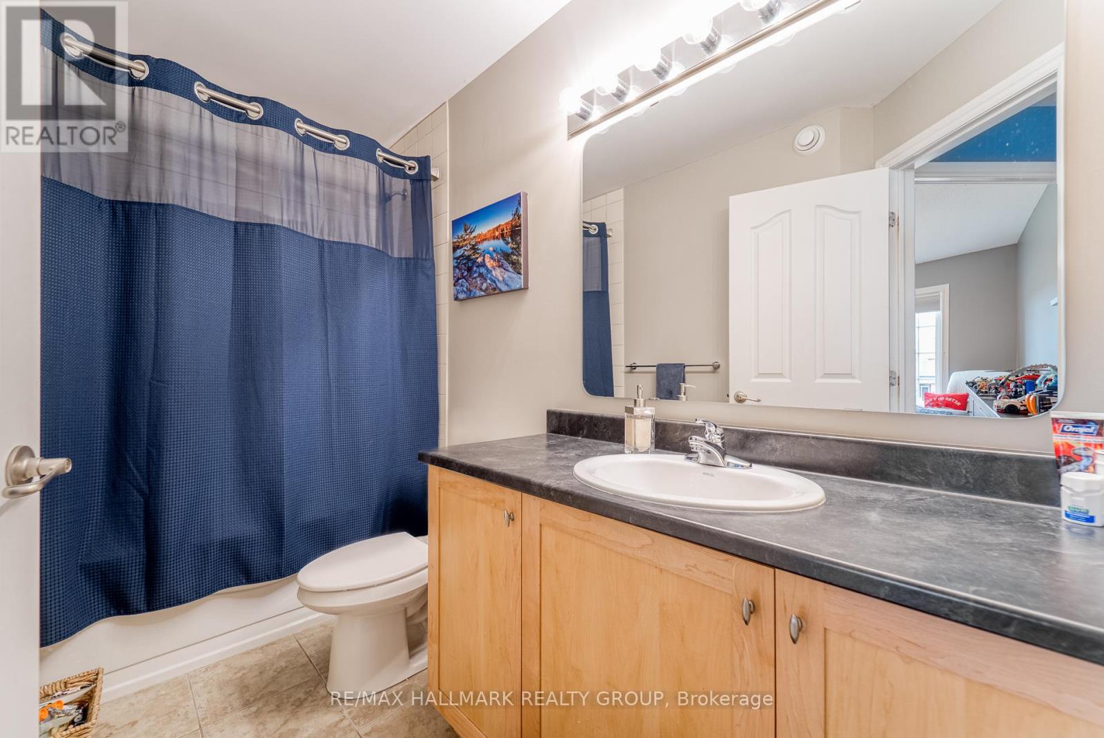 228 Eye Bright Crescent, Ottawa, Ontario  K1V 2K6 - Photo 26 - X12341319