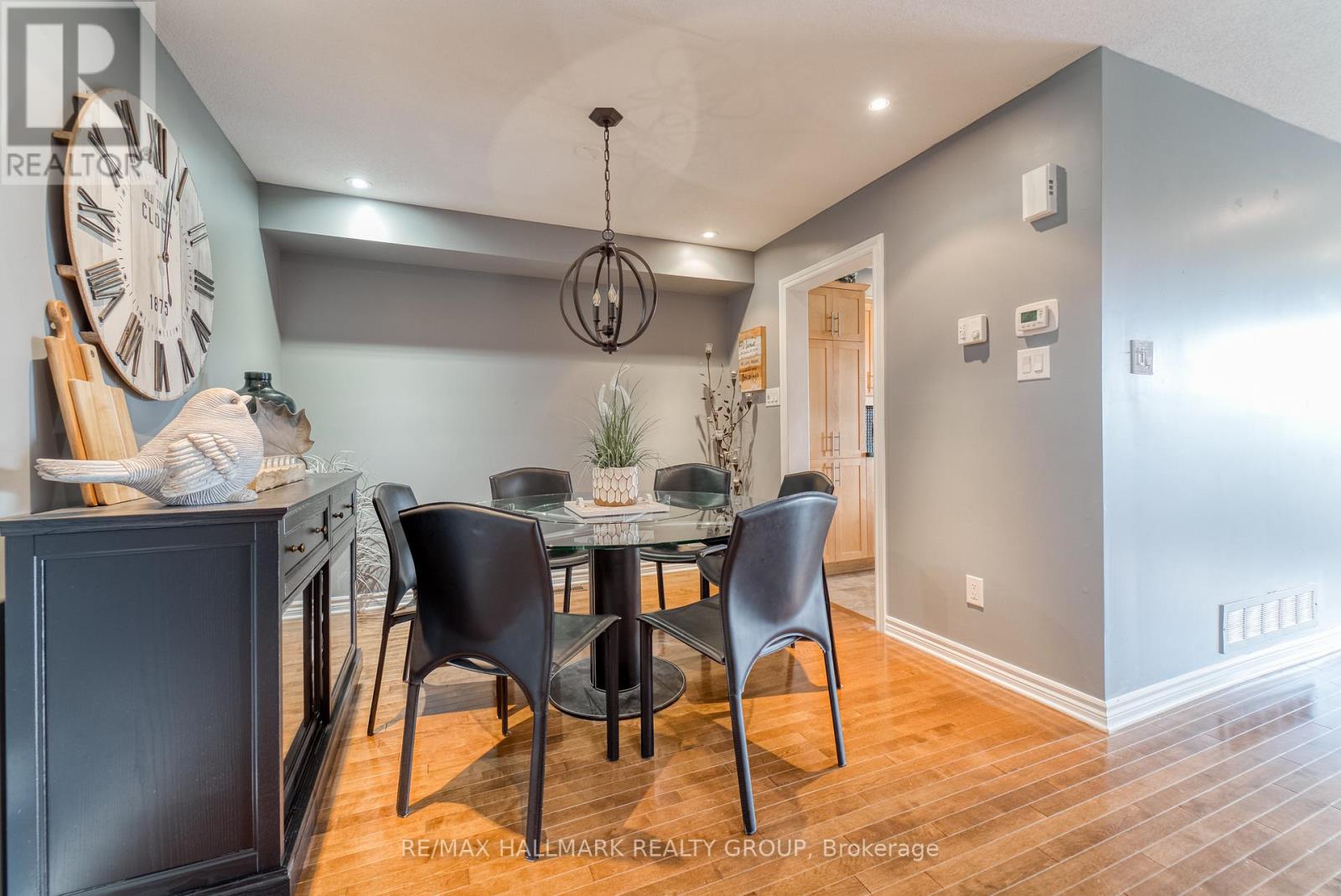 228 Eye Bright Crescent, Ottawa, Ontario  K1V 2K6 - Photo 7 - X12341319