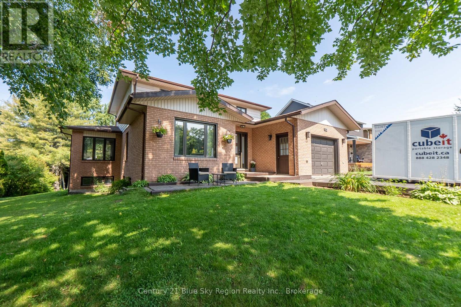 Property at 832 AIRPORT ROAD image 1