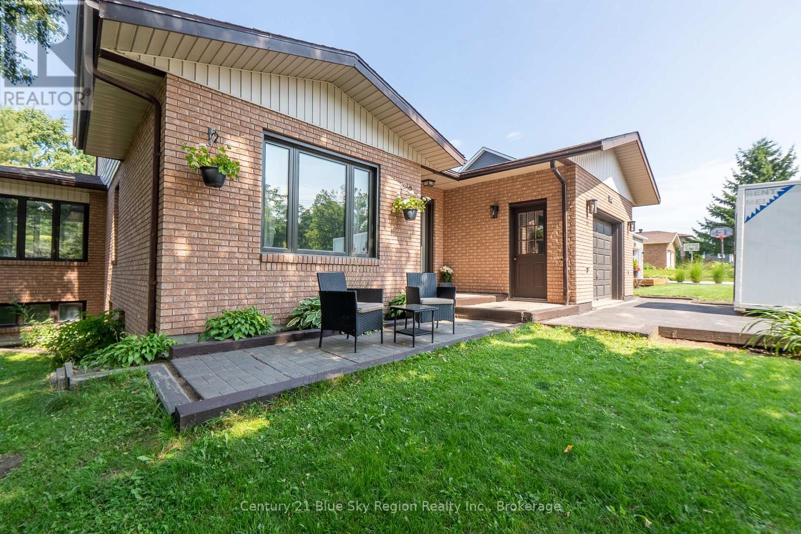 Property at 832 AIRPORT ROAD image 2