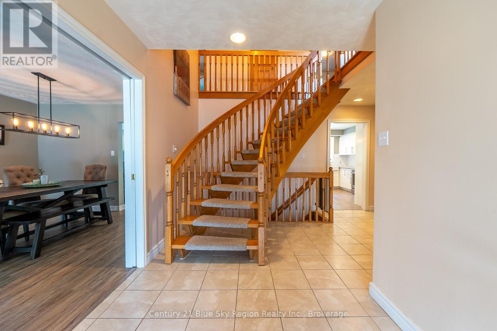Property at 832 AIRPORT ROAD image 4