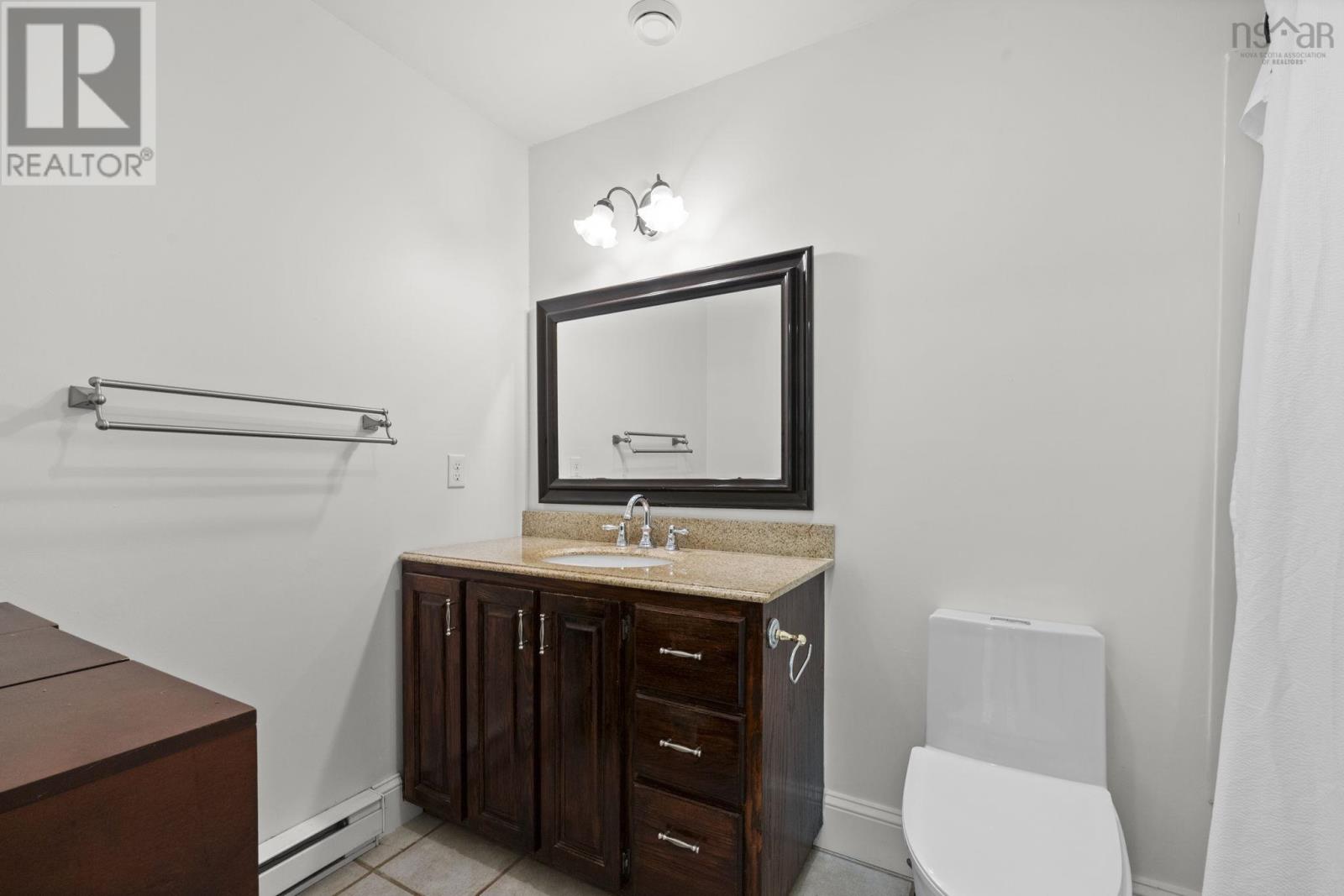 333/335 Kings Road, Wellington, Nova Scotia  B2T 1A2 - Photo 21 - 202516599