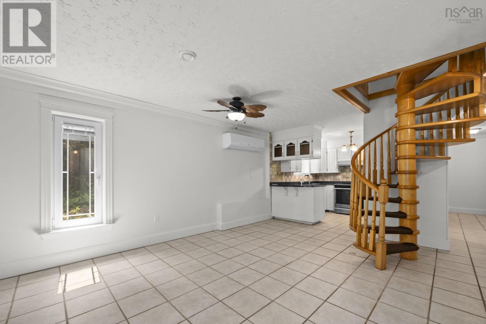 333/335 Kings Road, Wellington, Nova Scotia  B2T 1A2 - Photo 10 - 202516599