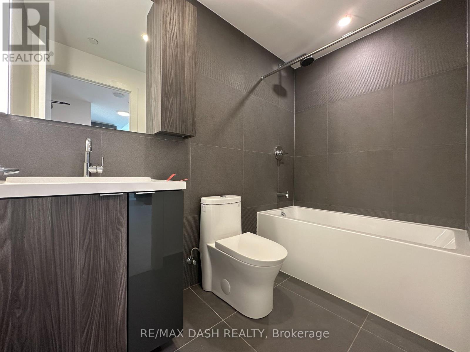 3701 - 15 Mercer Street, Toronto, Ontario  M5V 0T8 - Photo 5 - C12341120