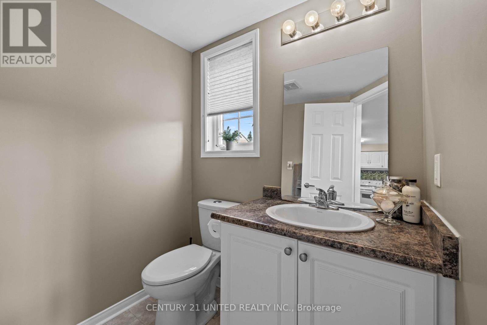 1489 Tamblin Way, Peterborough West, Ontario  K9K 2L9 - Photo 8 - X12341305
